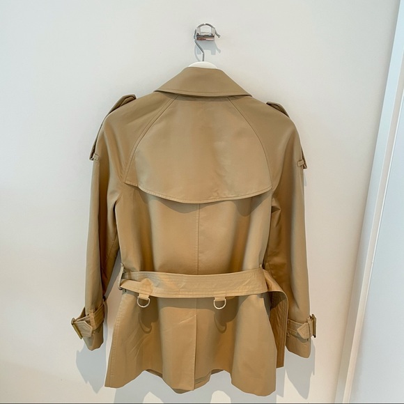 Burberry style short trench coat limited quantity - Picture 5 of 7